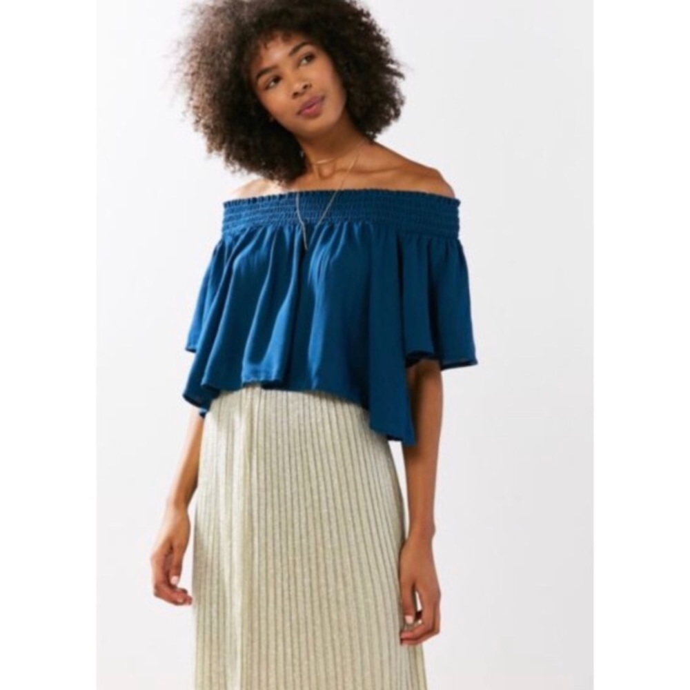 NWT Urban Outfitters Off Shoulder Top Blue Summer Festival Concert